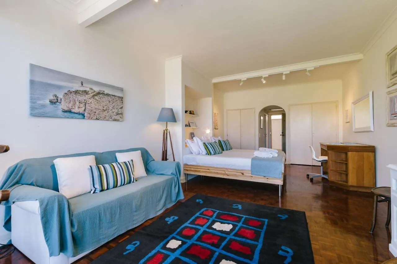 Rent4Rest Estoril Beachfront Apartments